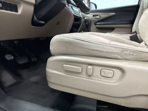 Used 2017 Honda Pilot EX image 26