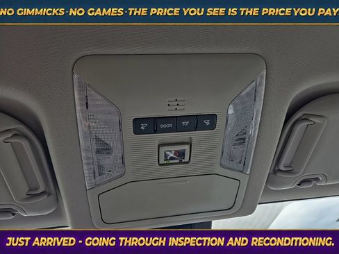 Used 2025 Toyota RAV4 XLE FWD image 20
