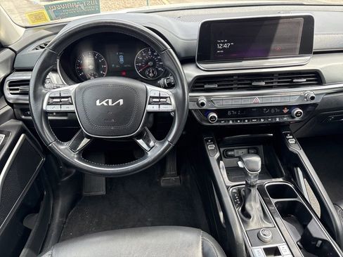 Certified 2022 Kia Telluride S FWD image 13