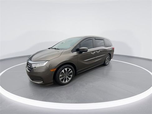Used 2023 Honda Odyssey EX-L image 4