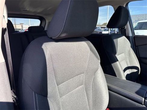 Used 2023 Nissan Rogue S image 22