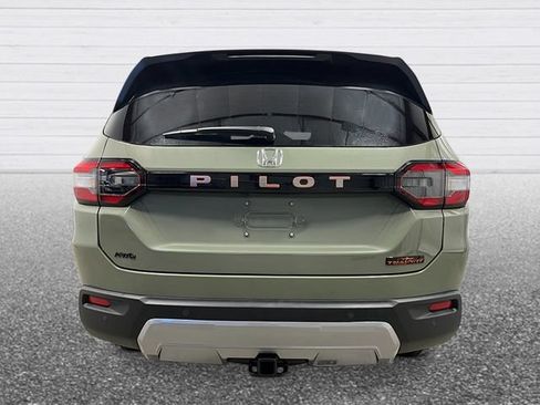 New 2026 Honda Pilot TrailSport image 4
