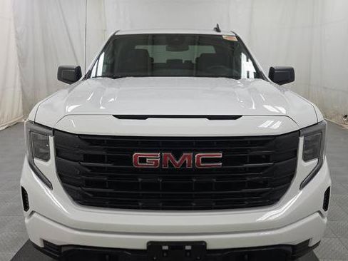 Used 2025 GMC Sierra 1500 Pro w/ Graphite Edition AWD/4WD image 6