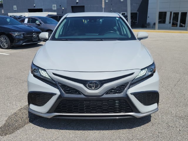 Used 2024 Toyota Camry XSE FWD image 6