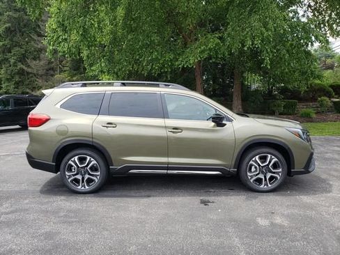 New 2026 Subaru Ascent Limited AWD/4WD image 2