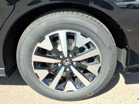 New 2026 Honda Odyssey EX-L image 8