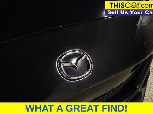 Used 2018 MAZDA MX-5 Miata RF Grand Touring RWD image 12