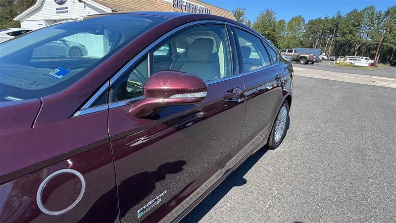 Used 2013 Ford Fusion Energi SE w/ Driver Assist Pkg FWD image 10