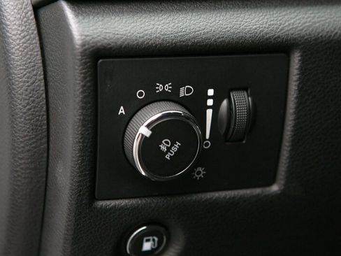 Used 2017 Jeep Grand Cherokee Laredo w/ Quick Order Package 23E image 11