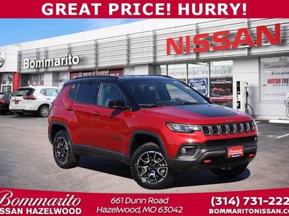 Used 2025 Jeep Compass Trailhawk