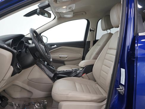 Used 2015 Ford Escape Titanium w/ Equipment Group 301A AWD/4WD image 25