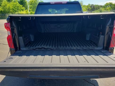 Used 2024 Chevrolet Silverado 1500 LT AWD/4WD image 29