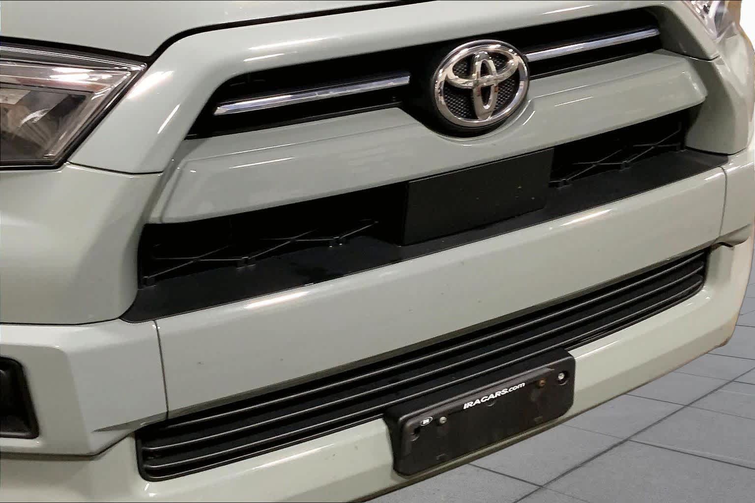 Used 2023 Toyota 4Runner TRD Sport AWD/4WD image 29