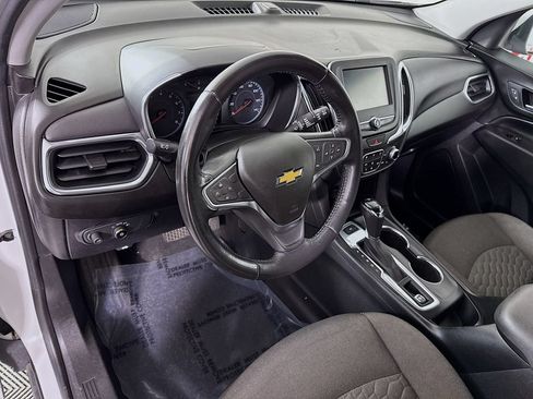 Used 2018 Chevrolet Equinox LT AWD/4WD image 17