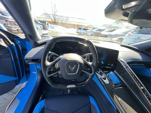 Used 2025 Chevrolet Corvette Z06 image 16