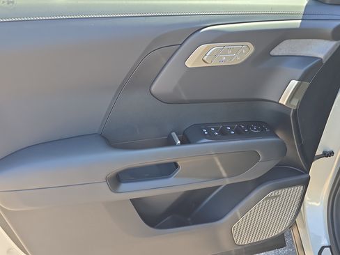 New 2027 Kia Telluride SX w/ Towing Package FWD image 18