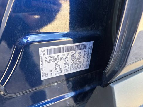 Used 2025 Nissan Rogue SV FWD image 31