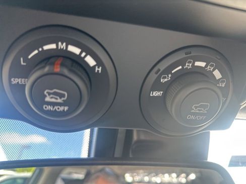 Used 2020 Toyota 4Runner TRD Off-Road Premium w/ Moonroof Package image 43