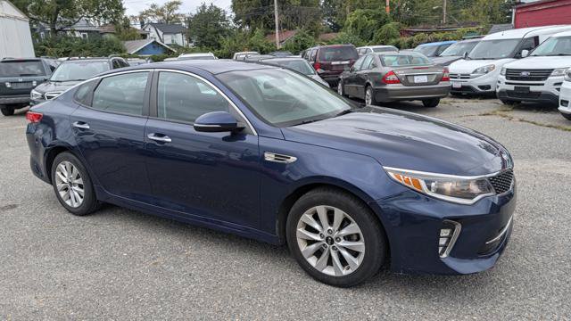 Used 2018 Kia Optima S FWD image 17
