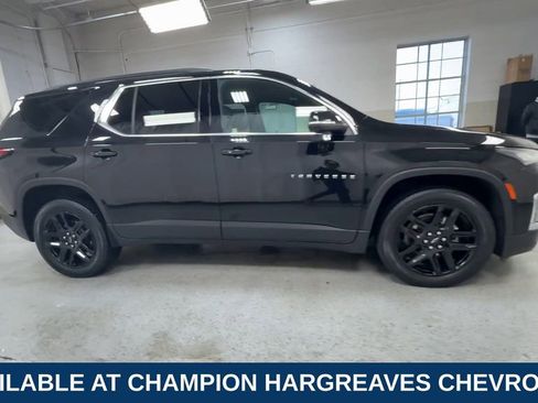 Certified 2023 Chevrolet Traverse LT w/ Rear Camera Mirror Package image 11