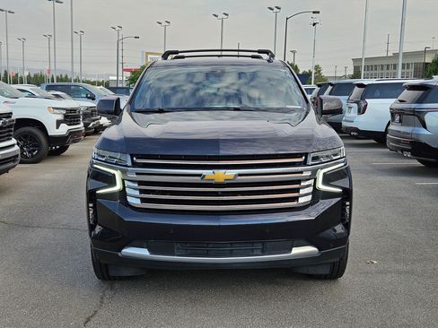 Used 2022 Chevrolet Tahoe High Country AWD/4WD image 9