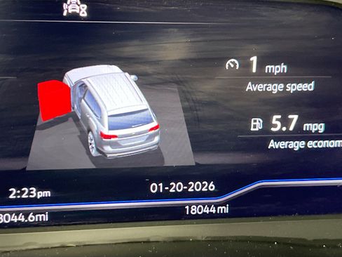 Used 2023 Volkswagen Atlas SEL image 12