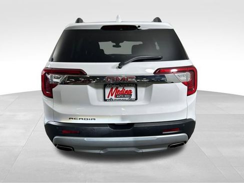 Used 2023 GMC Acadia SLE w/ Driver Convenience Package image 6