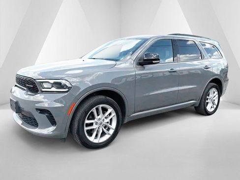 Used 2024 Dodge Durango GT AWD/4WD image 3