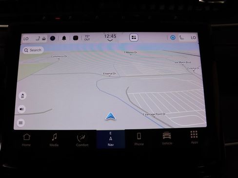 Used 2023 Jeep Grand Cherokee Limited image 24