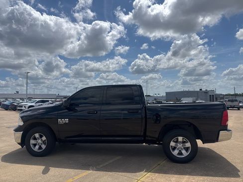 Used 2021 RAM 1500 Classic SLT image 14