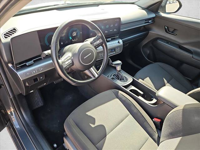 Used 2025 Hyundai Kona SEL FWD image 10