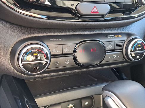 Used 2021 Kia Soul EX image 23