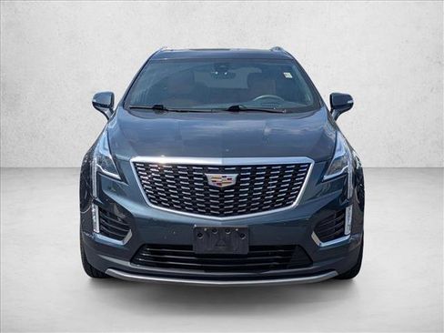 Used 2021 Cadillac XT5 Premium Luxury AWD/4WD image 2