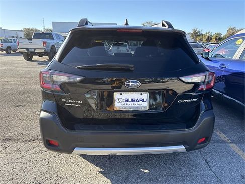 Certified 2023 Subaru Outback Limited image 9