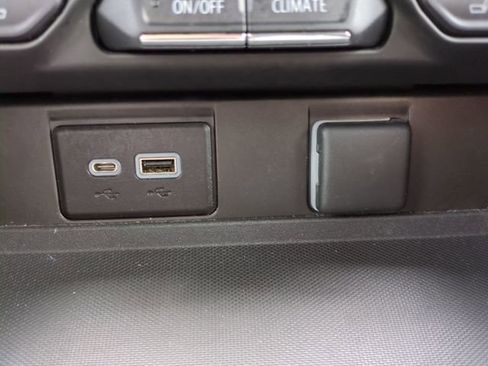 Certified 2022 Chevrolet Tahoe LT w/ LT Signature Plus Package image 28