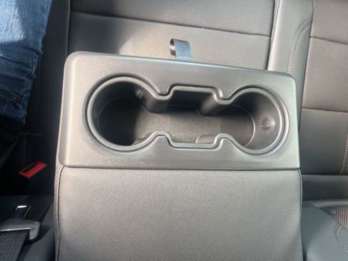 Used 2024 Chevrolet Silverado 3500 High Country image 16