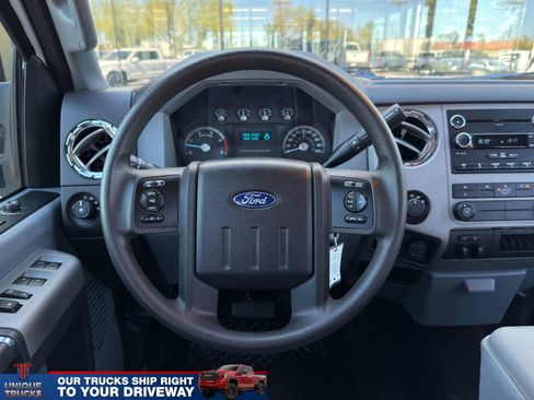 Used 2016 Ford F350 XLT w/ XLT Interior Package image 32