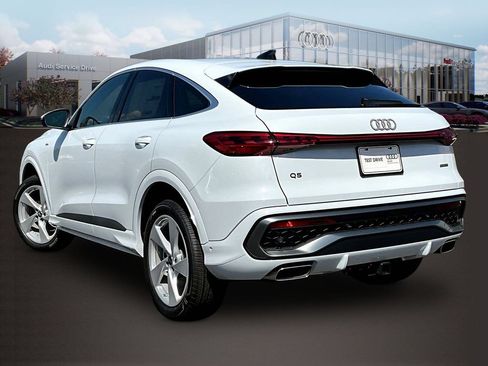 New 2026 Audi Q5 Premium Plus AWD/4WD image 3
