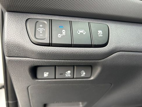 Used 2019 Hyundai Ioniq Limited image 21