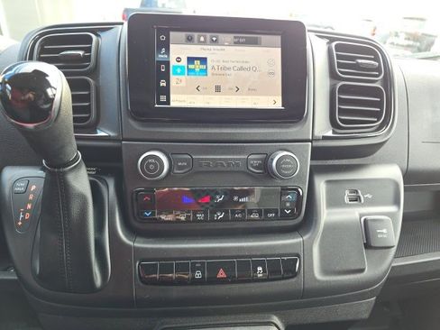 Used 2025 RAM ProMaster 2500 w/ U-Haul Equipment Group image 20