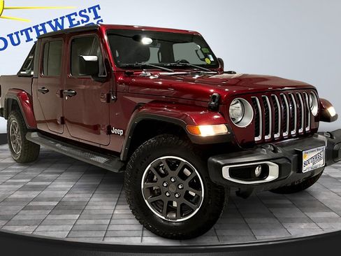 Used 2021 Jeep Gladiator Overland w/ Popular Equipment Package image 3