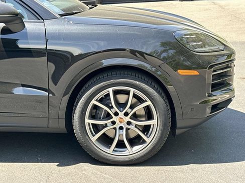 Used 2026 Porsche Cayenne Coupe AWD/4WD image 9