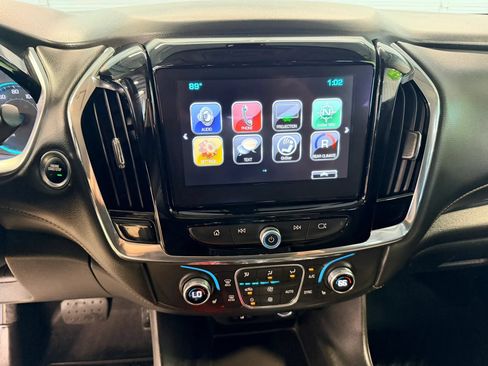 Used 2018 Chevrolet Traverse LT AWD/4WD image 10