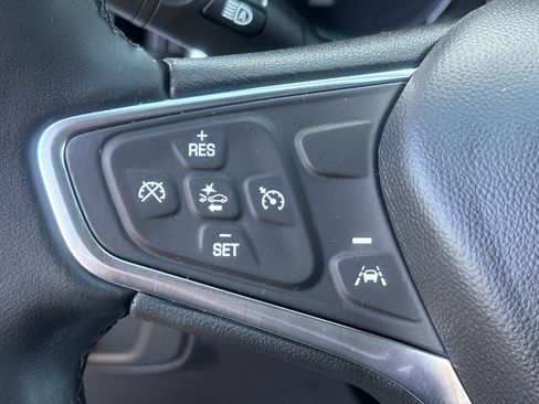 Used 2024 Chevrolet Equinox LT FWD image 20