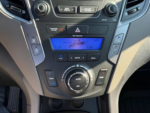 Used 2013 Hyundai Santa Fe Sport 2.0T FWD image 23