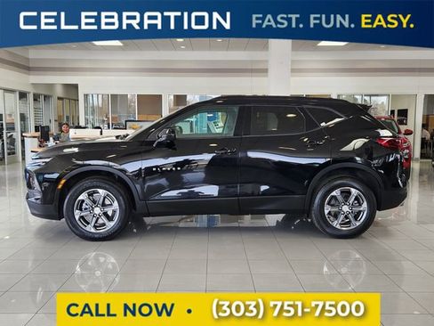 Used 2025 Chevrolet Blazer LT w/ Convenience Package image 2