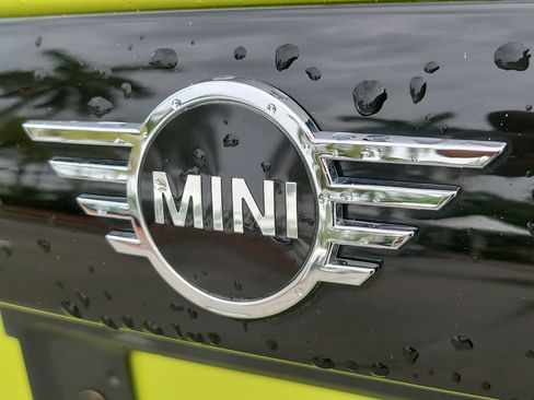 Used 2024 MINI Cooper Convertible FWD image 9