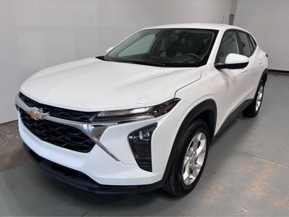 Used 2026 Chevrolet Trax LS w/ LS Convenience Package