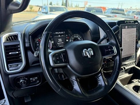 Used 2023 RAM 2500 Laramie AWD/4WD image 9