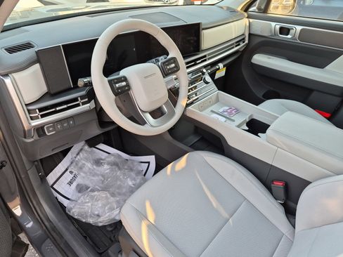 Used 2026 Hyundai Santa Fe SE image 6